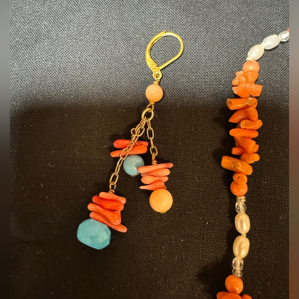 coral pearl necklace +earrings set vintage. Nice antique!